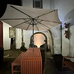 Lägenhet Acolhedor No Centro Da Cidade, Com Patio Privado.