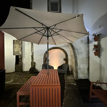 公寓 Acolhedor No Centro Da Cidade, Com Patio Privado.